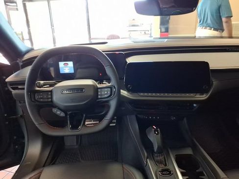 New 2026 Dodge Charger R/T AWD/4WD image 8