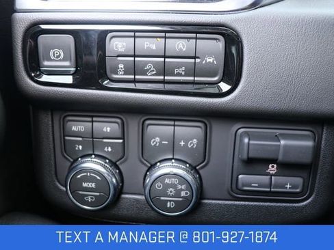 New 2026 GMC Yukon XL Denali w/ Denali Reserve Package AWD/4WD image 27