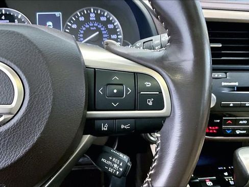 Used 2020 Lexus RX 350L Premium w/ Premium Package AWD/4WD image 12