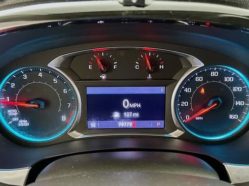 Used 2020 Chevrolet Traverse LT FWD image 18