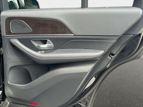 Used 2025 Mercedes-Benz GLE 450e GLE 450e image 26
