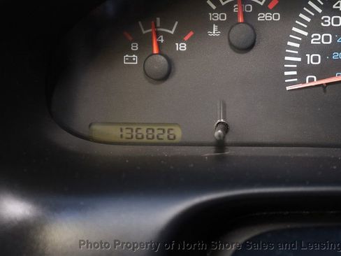 Used 1998 Dodge B1500 image 52