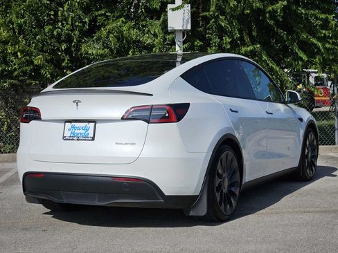 Used 2022 Tesla Model Y Performance AWD/4WD image 5