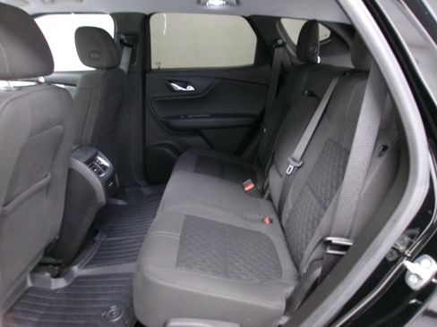 Used 2020 Chevrolet Blazer LT image 9