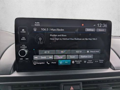 Used 2023 Honda Pilot Touring image 17