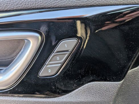 New 2025 Jeep Compass Limited w/ High Altitude Package image 17