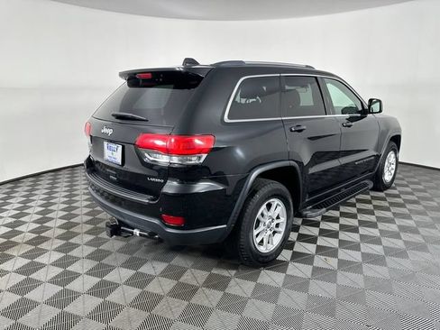 Used 2018 Jeep Grand Cherokee Laredo AWD/4WD image 26