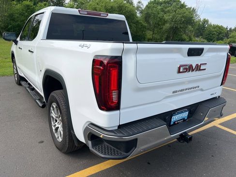 Used 2024 GMC Sierra 1500 SLT image 4