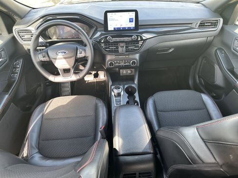 Used 2025 Ford Escape ST-Line image 22
