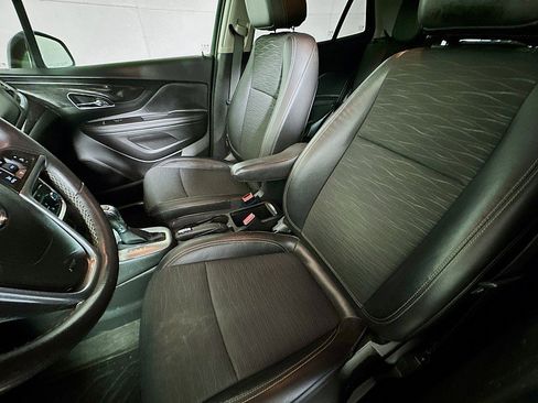 Used 2016 Buick Encore FWD image 11