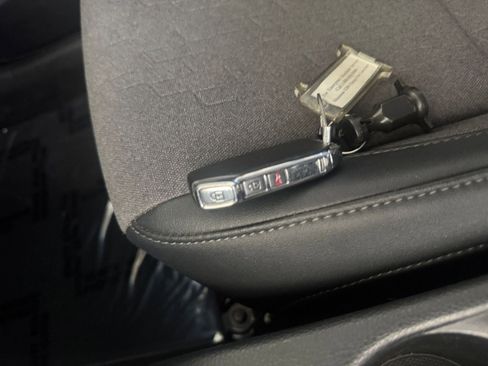 Used 2025 Kia Seltos S image 22