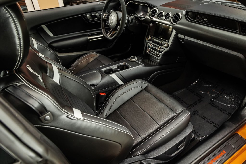 Used 2020 Ford Mustang Shelby GT500 w/ Technology Package RWD image 18