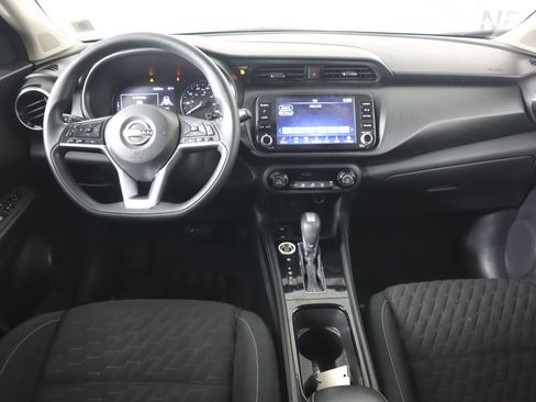 Certified 2022 Nissan Kicks SV image 20