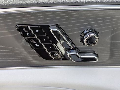 New 2026 Cadillac Lyriq Luxury image 21