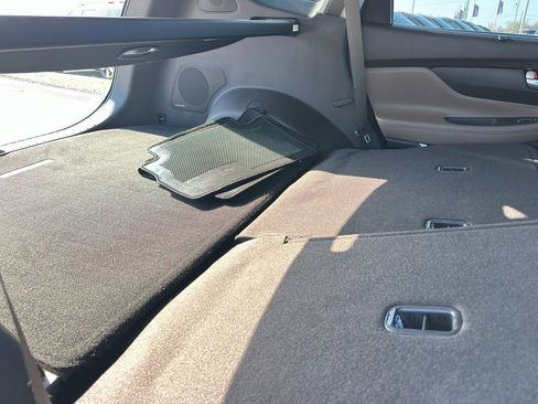 Used 2022 Hyundai Santa Fe Limited image 40