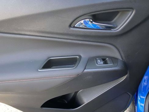 Used 2024 Chevrolet Equinox RS w/ RS Leather Package image 12