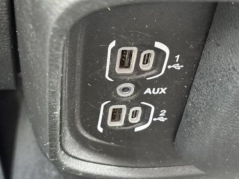 Used 2023 RAM 1500 Big Horn AWD/4WD image 33