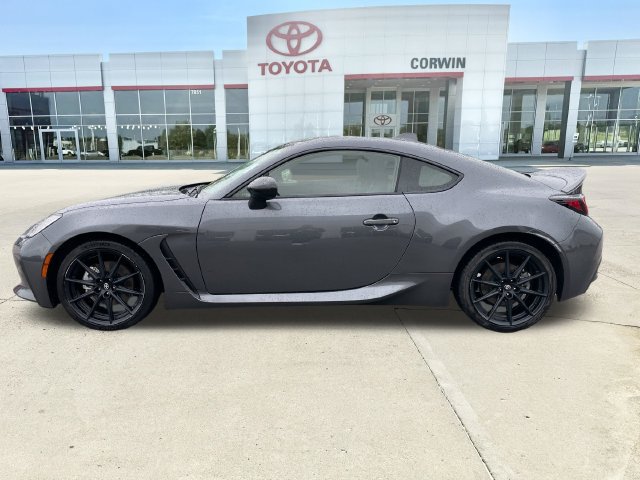 Used 2023 Toyota GR86 Premium RWD image 2