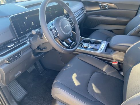 New 2026 Kia Carnival SX Prestige image 16