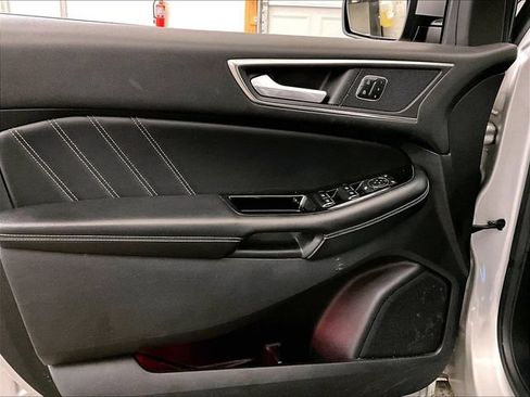 Used 2016 Ford Edge Sport w/ Equipment Group 401A AWD/4WD image 24