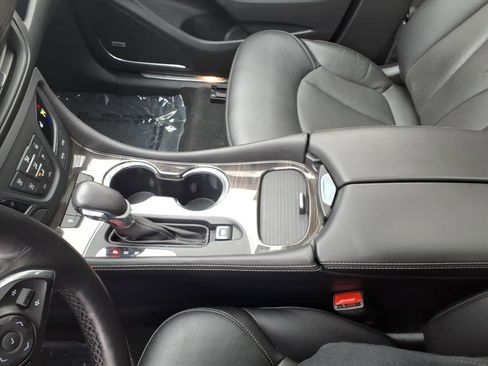 Used 2019 Buick Envision Premium image 15