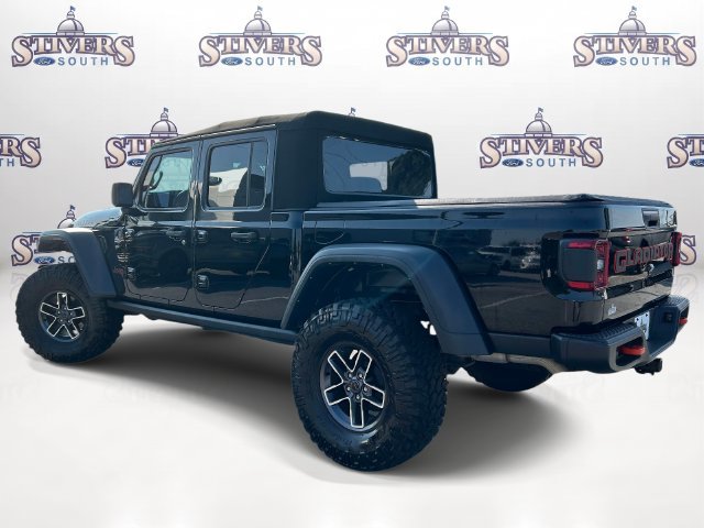 Used 2024 Jeep Gladiator Mojave w/ Technology Group AWD/4WD image 5