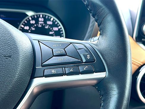 Used 2020 Nissan Sentra SV w/ SV Premium Package image 29