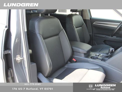 Used 2018 Volkswagen Atlas SE AWD/4WD image 24