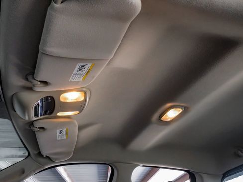 Used 2008 Dodge Ram 1500 Truck SLT image 26