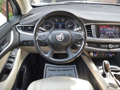 Used 2020 Buick Enclave Essence w/ Trailering Package, 5000 lbs. FWD image 17