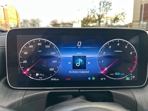 Used 2022 Mercedes-Benz C 300 Sedan image 17