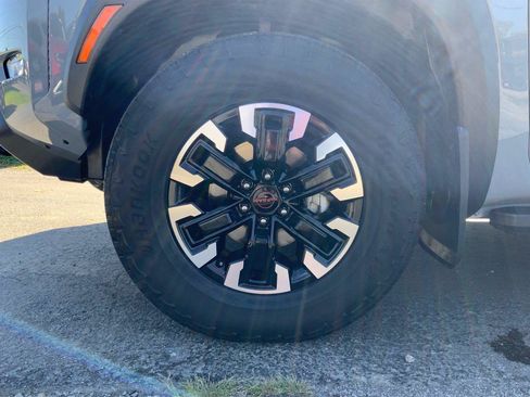 Used 2022 Nissan Frontier PRO-4X AWD/4WD image 30