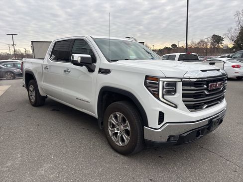 Used 2024 GMC Sierra 1500 SLT image 9