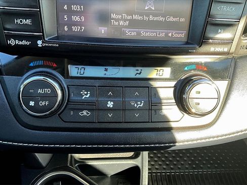 Used 2017 Toyota RAV4 XLE image 31