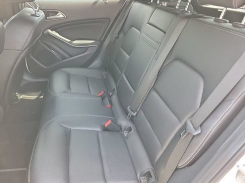 Used 2019 Mercedes-Benz GLA 250 image 15