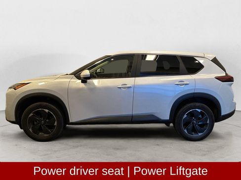 Used 2025 Nissan Rogue SV AWD/4WD image 2