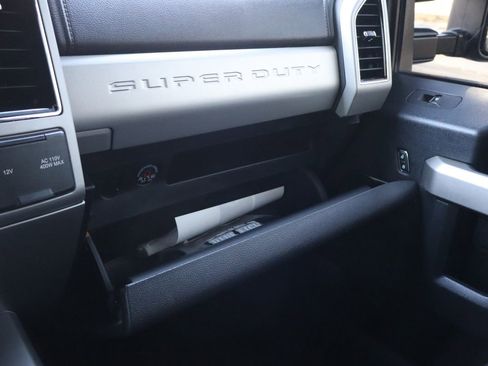 Used 2022 Ford F350 Lariat w/ Lariat Value Package image 36