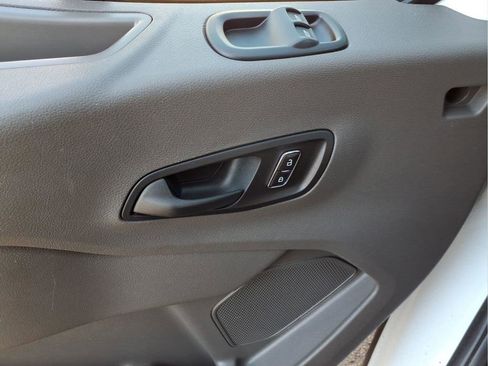 Used 2024 Ford Transit 250 Low Roof w/ Exterior Upgrade Package image 21