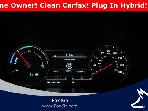 Used 2022 Kia Sorento SX w/ Panoramic Sunroof Package image 2