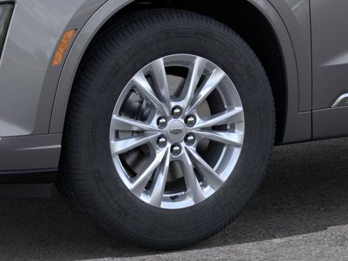New 2025 Cadillac XT6 Luxury FWD image 9