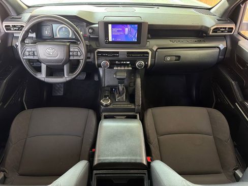 Used 2024 Toyota Tacoma SR image 23