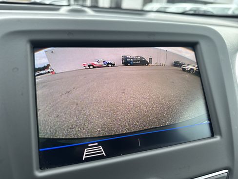 Used 2020 Chevrolet Equinox LT image 35