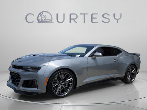 Used 2023 Chevrolet Camaro ZL1 RWD image 1