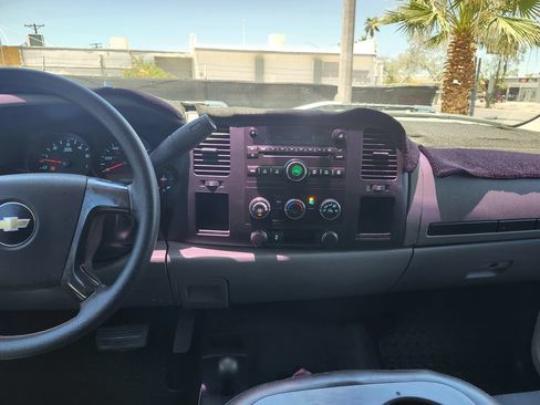 Used 2012 Chevrolet Silverado 1500 W/T w/ Skid Plate Package AWD/4WD image 23