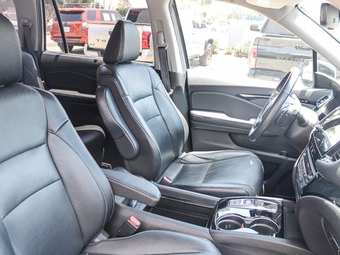Used 2019 Honda Pilot Elite image 23