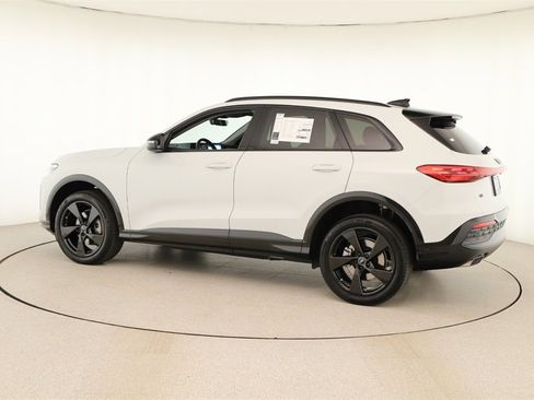 New 2025 Audi Q5 2.0T Premium Plus image 3