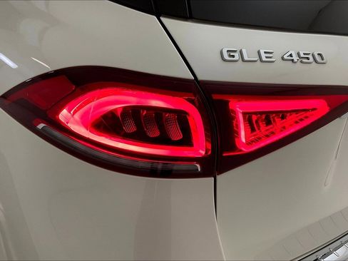 Used 2022 Mercedes-Benz GLE 450 4MATIC w/ Revised AMG Line Exterior image 23