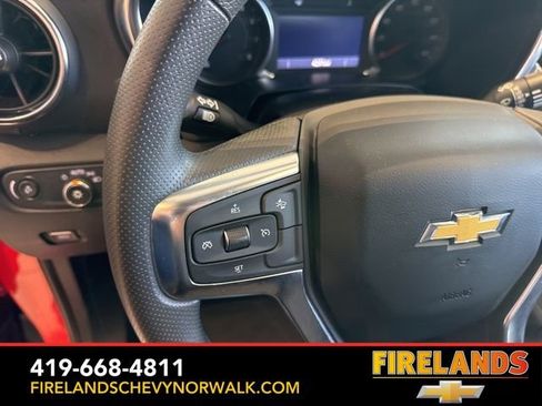 New 2025 Chevrolet Blazer LT w/ Convenience Package image 25
