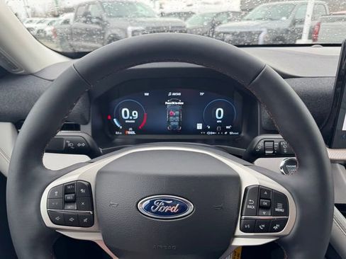 New 2026 Ford Explorer Active w/ Active Comfort Package AWD/4WD image 25
