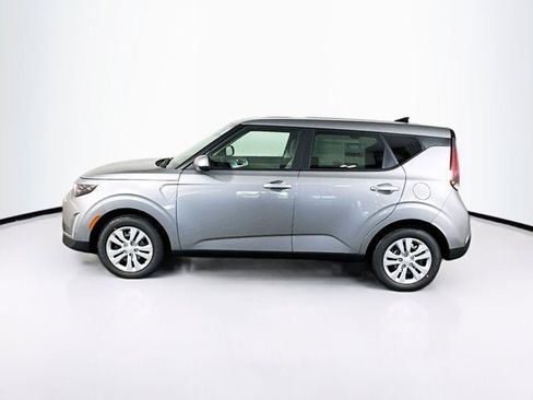 New 2025 Kia Soul LX image 8